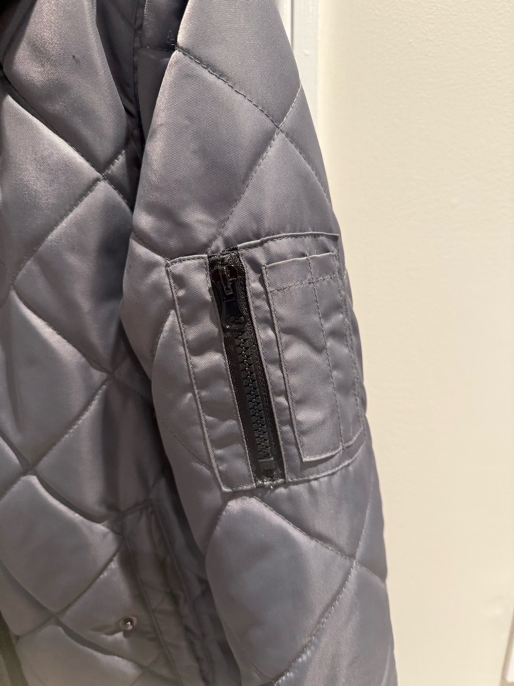 Univibe Jacket EUC Youth Large (10) - Picture 4 of 5